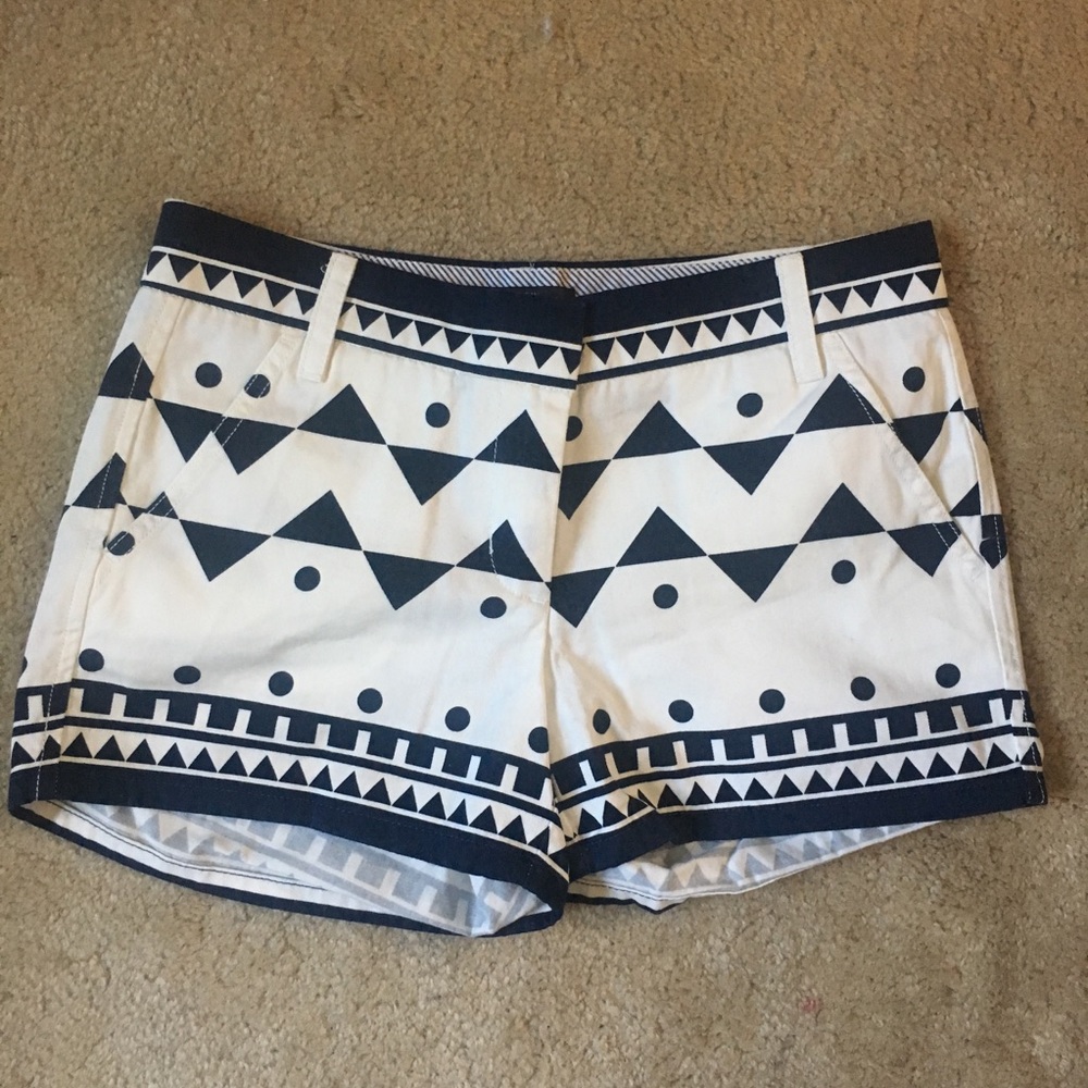 BNWT J. Crew chino shorts. SZ2